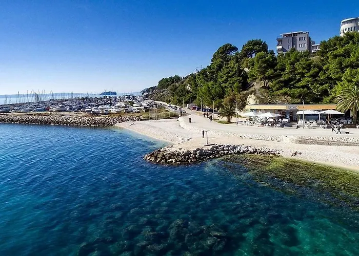 Zenta Split