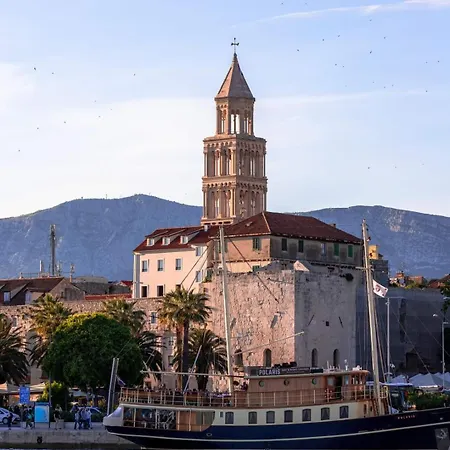 Zenta * Split